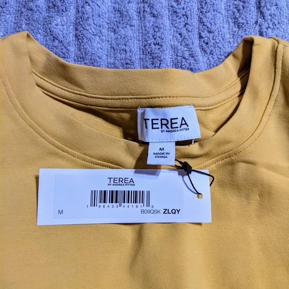 Terea by Andrea Pitter Yellow Short Sleeve Top Elastic Slightly Cropped Sz M NWT - Picture 9 of 9
